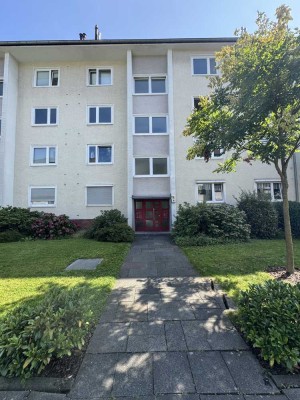 Renovierte 2-Zimmer-Wohnung mit Balkon in Köln-Mülheim