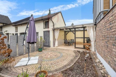 Wohnen & Arbeiten vereint: Einfamilienhaus mit vielseitiger Gewerbefläche in Kreuzau