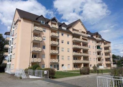 TOLLE DACHGESCHOSSWOHNUNG MIT LANGJÄHRIGEM MIETER ...