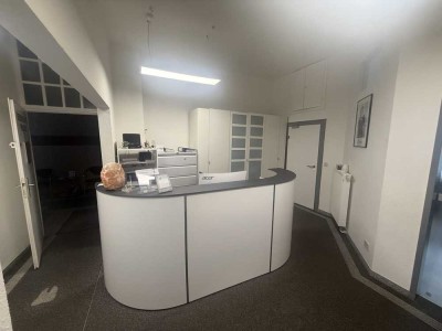 Zentrale Zahnarztpraxis / Bürofläche in Hildesheim zu vermieten