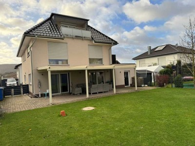 Traumhaftes Einfamilienhaus in Rheinbrohl – Stilvoll Wohnen mit Komfort!