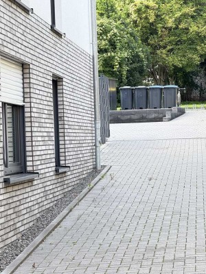 Frechen-Bachem: Schicke 3 Zimmerwohnung mit Balkon