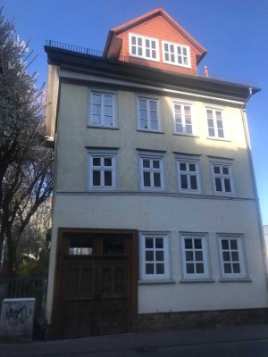 Charmante 2-Zimmer-Maisonette-Wohnung mit Balkon in Gießen