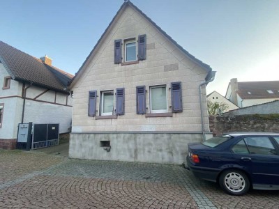 Ein Grundstück - Zwei vermietet Einfamilienhäuser in bester Lage von Langen