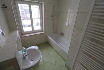 2-Raum-Wohnung mit Wanne in begehrter Wohnlage