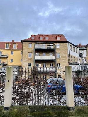 Traumhafte, denkmalgeschützte 3-Zimmer-WHG mit Balkon in der Fußgängerzone Bayreuth