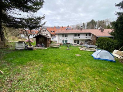 Historisches 3 Familienhaus mit Erweiterungsmöglichkeiten sowie großem Grundstück