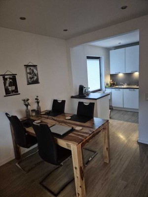 Attraktive und modernisierte 3-Raum-Wohnung mit geh. Innenausstattung mit Balkon und EBK in Olpe