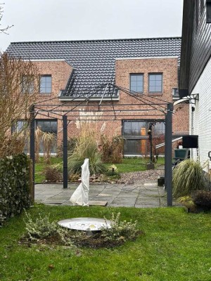 Idyllische Doppelhaushälfte gelegen vor den Toren Lübecks