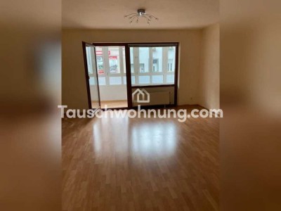 Tauschwohnung: Geräumige 2Z-Wohnung mit Loggia in Ehrenfeld gegen günstiger