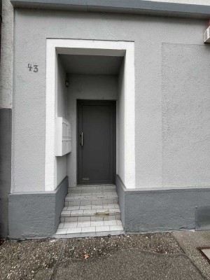 zentral gelegene DG-Studio Wohnung