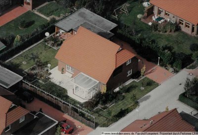 komf., gepfl. Wohnhaus mit Garage u. Carport in ruhiger Wohnlage in Westerstede