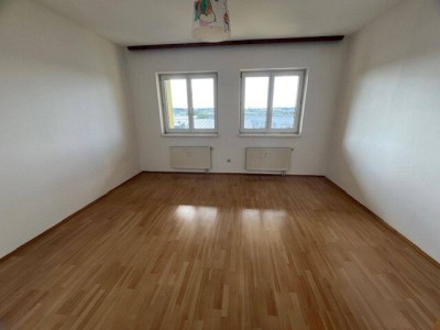 3-Zimmer-Wohnung mit Loggia in Enns – Ihr neues Zuhause wartet!
