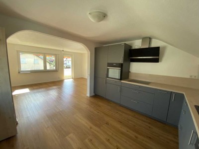 Schöne 3,5-Zimmer-Dachgeschosswohnung mit Balkon in Mühlheim an der Donau
