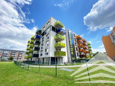 SQUADRO - westseitige 3-Zimmer Wohnung mit Balkon in zentraler Lage!