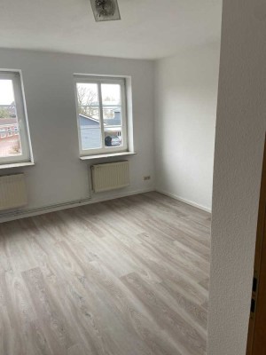 Attraktive und vollständig renovierte 3-Raum-Wohnung in Lunden