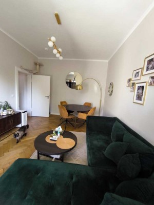 Modernes Wohnen in Top-Lage! Stilvolle 2-Zimmer-Wohnung mit Balkon & optionaler Garage in Düsseldorf