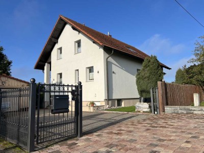 Fussbodenheizung über 3 Etagen / Hochwertiges EFH mit großem Carport zw. Erfurt und Gotha