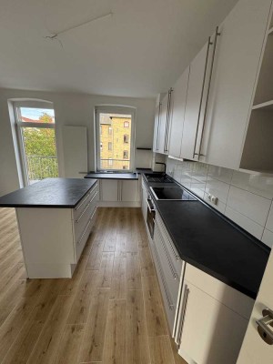 4 Zimmerwohnung mit Balkon