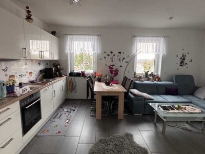 2-Zi. Wohnung in beliebter Lage mit Tageslicht Badezimmer und Garagenstellplatz!