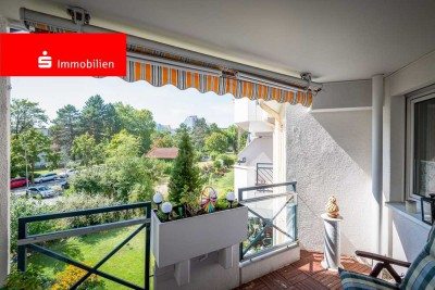 Schwalbach: Wunderschöne 3-Zimmerwohnung mit Balkon