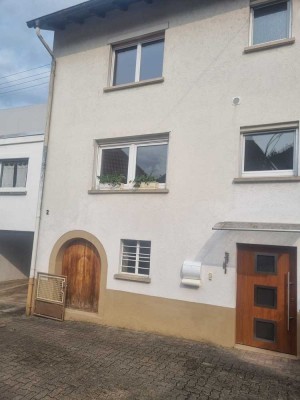 gemütliche 3ZKB Wohnung in Eußerthal