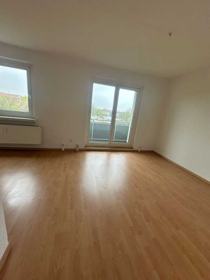 3-RW in Cracau - ideal für Paare oder WG - Balkon - offene Küche