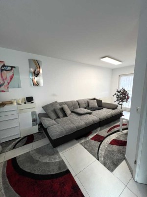 Gepflegte 2-Zimmer-Wohnung mit Aufzug und Tiefgarage – zentral und ruhig gelegen