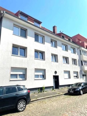 Geräumige 3-Zimmer-Dachgeschoßwohnung in Bremerhaven-Mitte