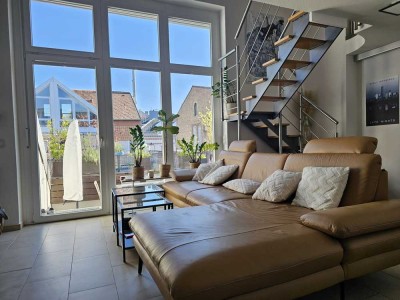 Vollmöblierte 3-Raum-Loft-Wohnung mit lux. Innenausstattung mit zwei Terassen u. EBK in Heidelberg