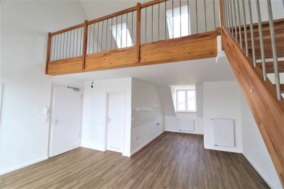 Tolle Galerie-Wohnung für Singles oder Paare