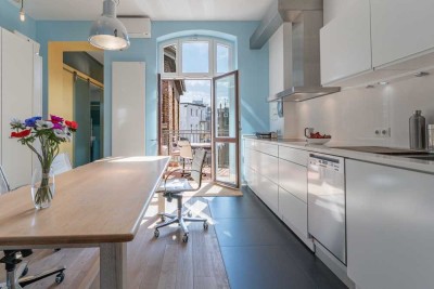 Belgisches Viertel Altbauwohnung mit Licht und Charm