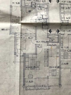 Komplett neu renovierte 4-Zi-Wohnung mit Traumaussicht