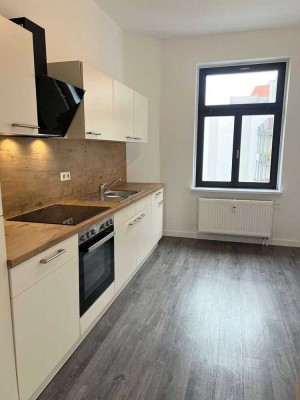 top Lage I 3 Zimmer I modernes Tageslichtbad mit Wanne I Einbauküche