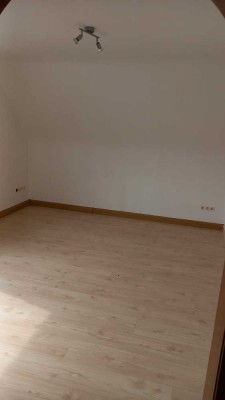 2 Zimmer Wohnung in Neustadt bei Coburg ab sofort