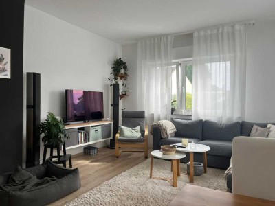 Schöne Mietwohnung 58qm, Garten, Stellplatz, Sackgasse und Waldlage