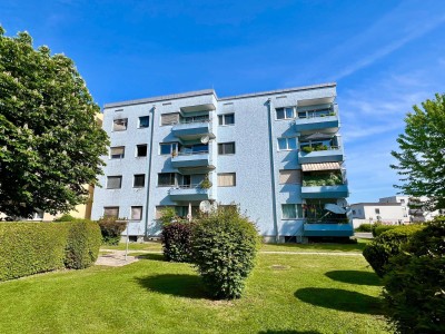 BARRIEREFREIE 3 ZIM.-WOHNUNG - LOGGIA - STELLPLATZ - RUHIGE STADTRAND LAGE - RENOVIERUNGSBEDÜRFTIG