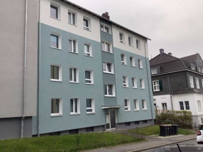 Langenberg: 3-Zi.-Whg. mit Tageslichtbad und Balkon, Übergabe ohne Oberboden
