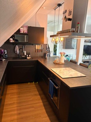 Helle 2-Zimmer Dachgeschosswohnung in Waghäusel