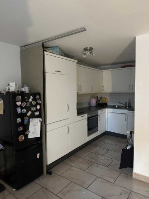 Mitten in der Erfurter Altstadt möblierte Maisonette-Wohnung zur Zwischenmiete (September – Februar)