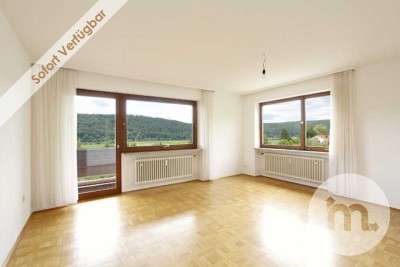 Mehrgenerationenwohnen mit großem Garten & drei Garagen – Zweifamilienhaus mit Einliegerwohnung