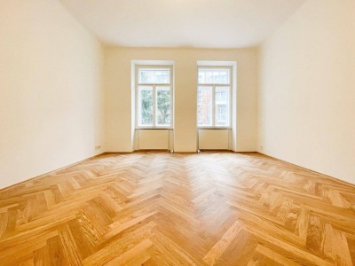 NEUER FISCHGRÄTPARKETTBODEN - Altbau-Charme &amp; Top-Lage! 2-Zimmer, Lift bis 2028, 1 Min zur U3