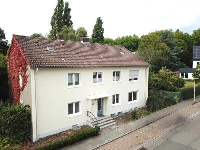Zweifamilienhaus mit Perspektive: Wohnen und Vermieten unter einem Dach