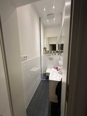 Stilvolle 4,5-Raum-Wohnung mit gehobener Innenausstattung mit Balkon und EBK in Hamburg Eppendorf
