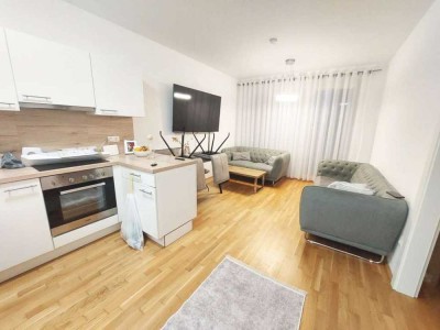 Stilvolle, gepflegte 1,5-Raum-Wohnung mit EBK in Kaufbeuren