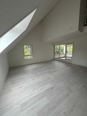 *PROVISIONSFREI* Exklusive 2-Raum-Maisonette-Wohnung in Bonlanden