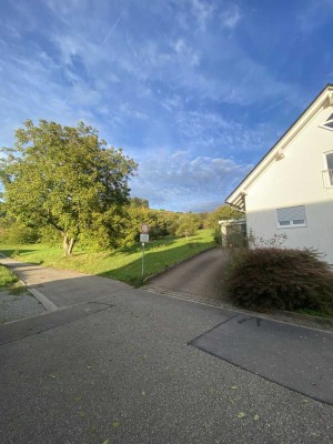 Idyllisches Haus im Grünen