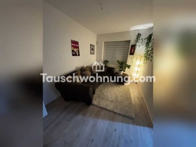 Tauschwohnung: Zentrale 2 Zimmer Wohnung mit großer Küche am Fischerhof
