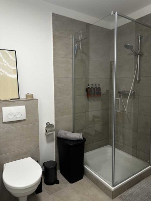 3- Zimmer- Neubauwohnung mit großer Terrasse und EBK WGgeeignet
