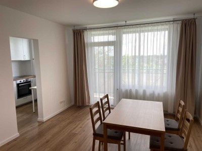 Schöne 2-Zimmer Wohnung vollmöbliert - mit Internet und Garage